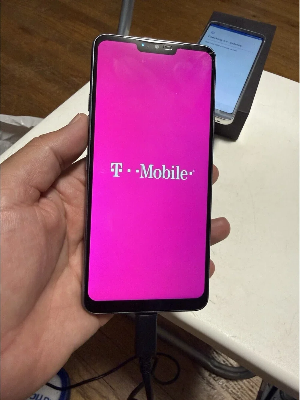 LG G7 ThinQ And  G6 Lot Of 2 Phones , ( Parts Phones ) One With Box
